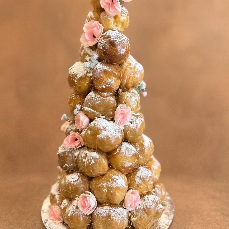 Croquembouche