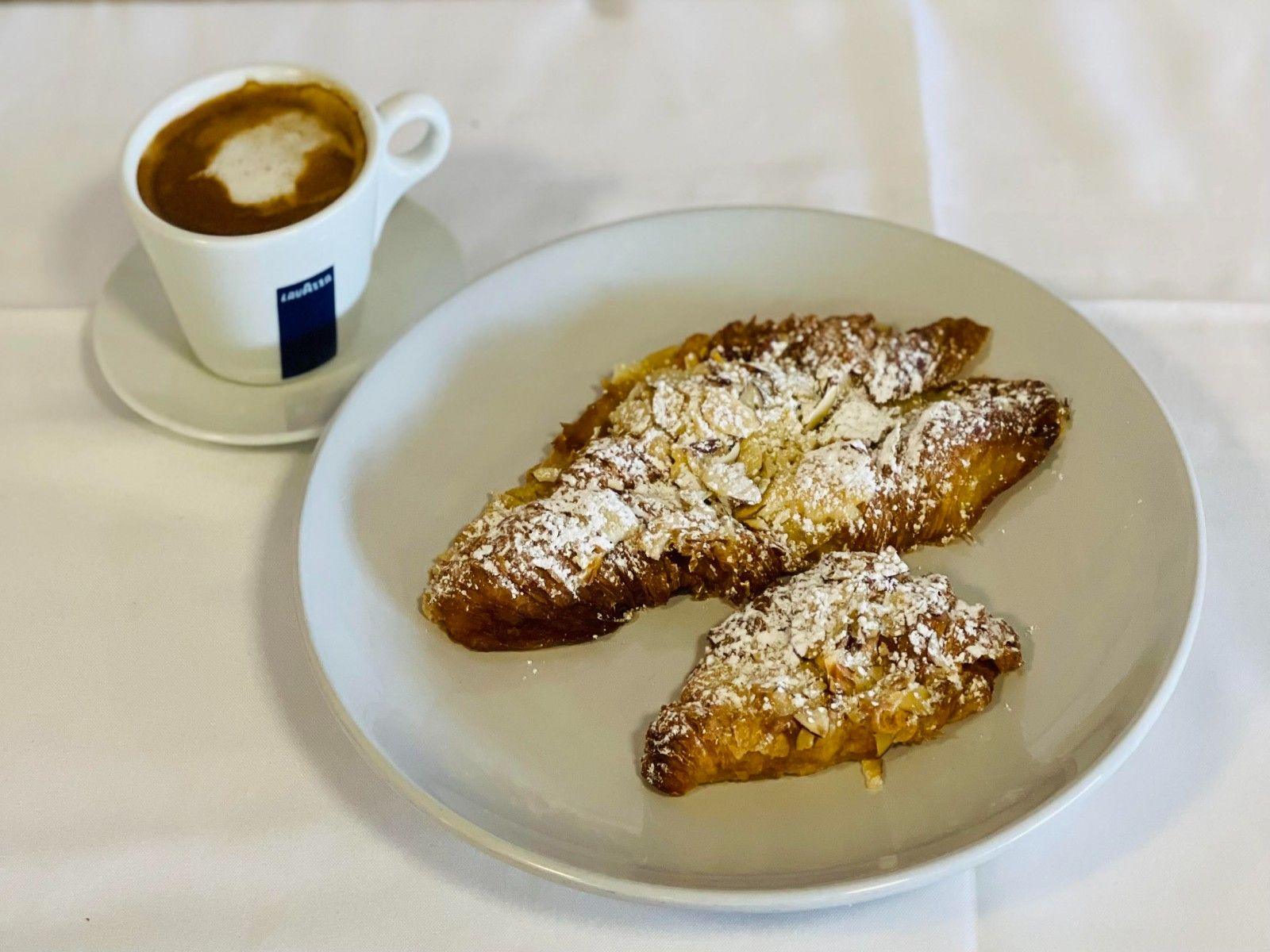 almond croissant