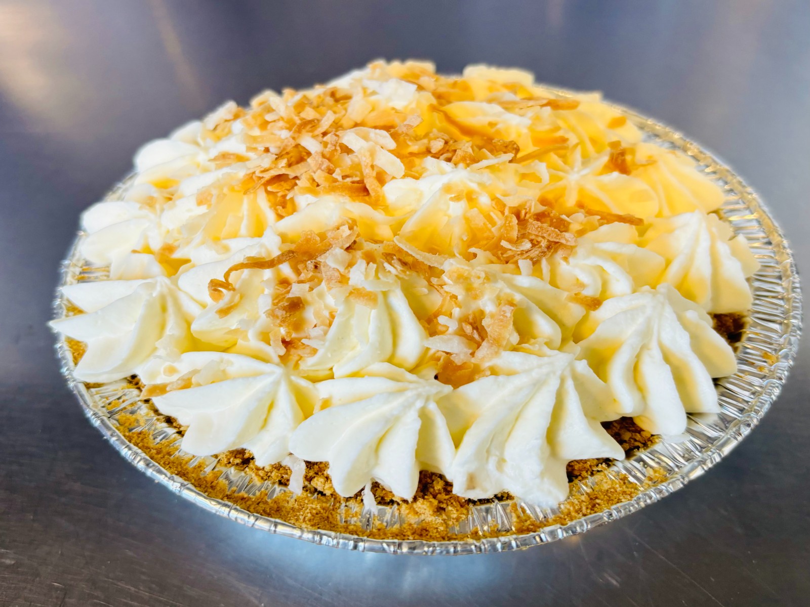 Coconut banana cream mini pie