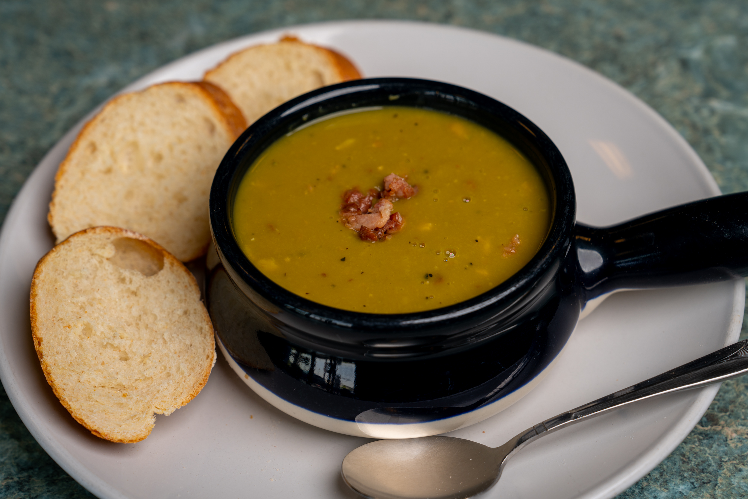 Split pea and bacon soup